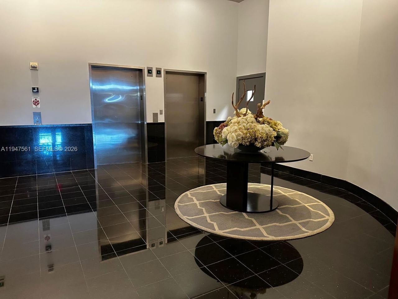 3000 Coral Way, Unit 421, Miami, FL 33145 Photo