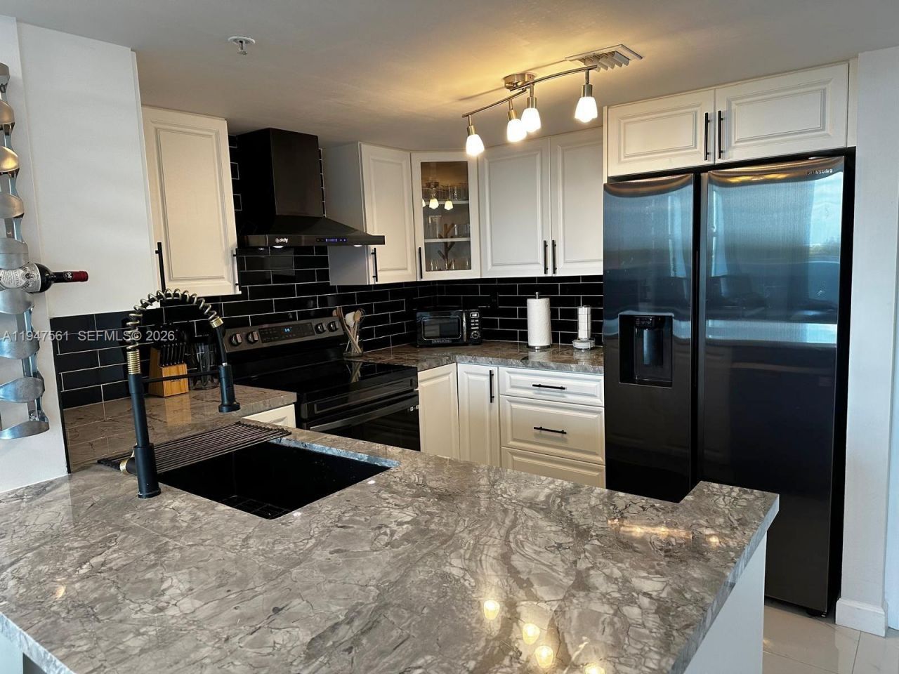 3000 Coral Way, Unit 421, Miami, FL 33145 Photo