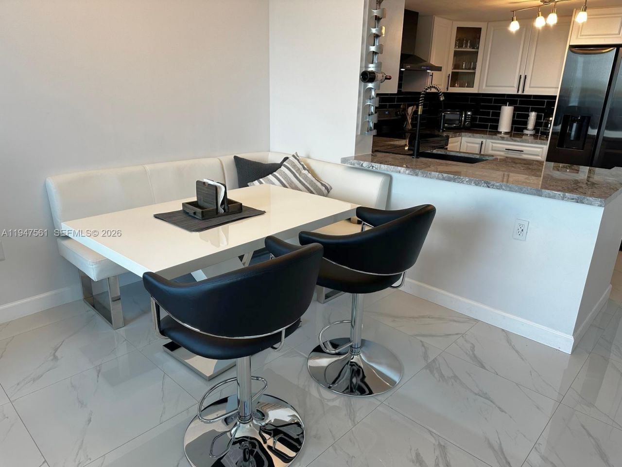 3000 Coral Way, Unit 421, Miami, FL 33145 Photo