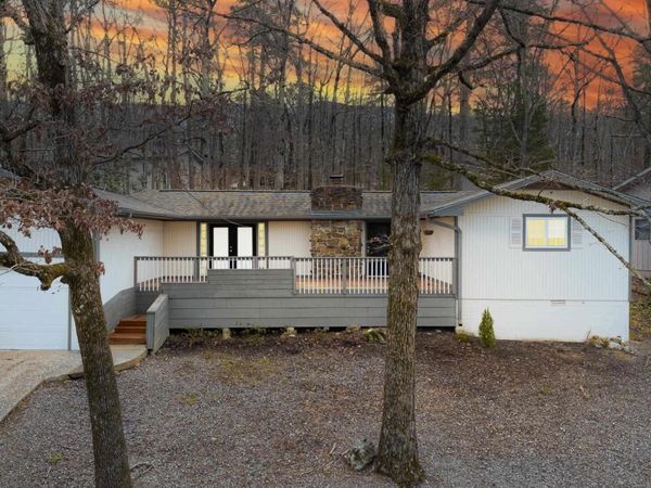 33 Sierra Drive, Hot Springs Village, AR 71909