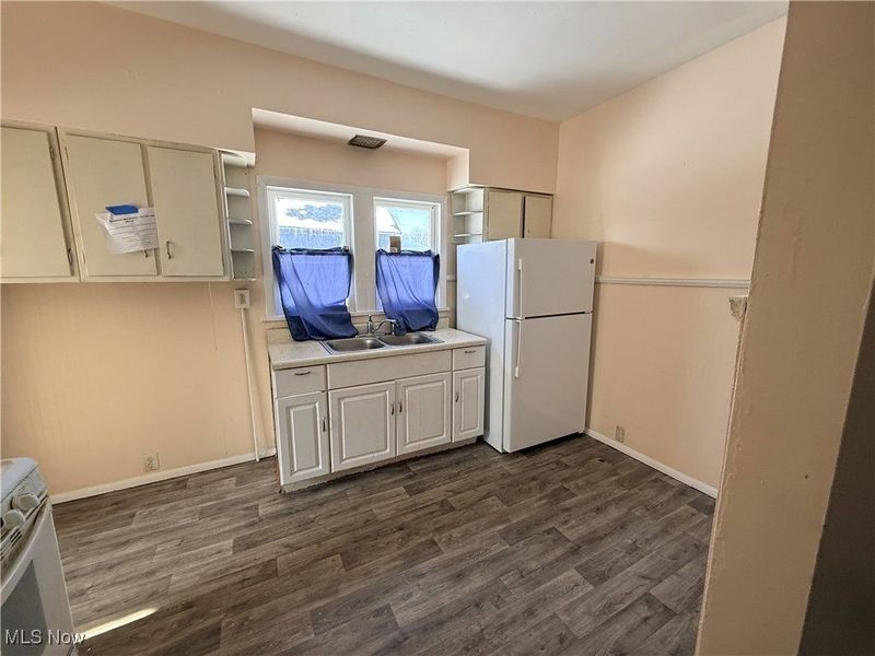 8200 Beman Avenue, Cleveland, OH 44105 Photo 6