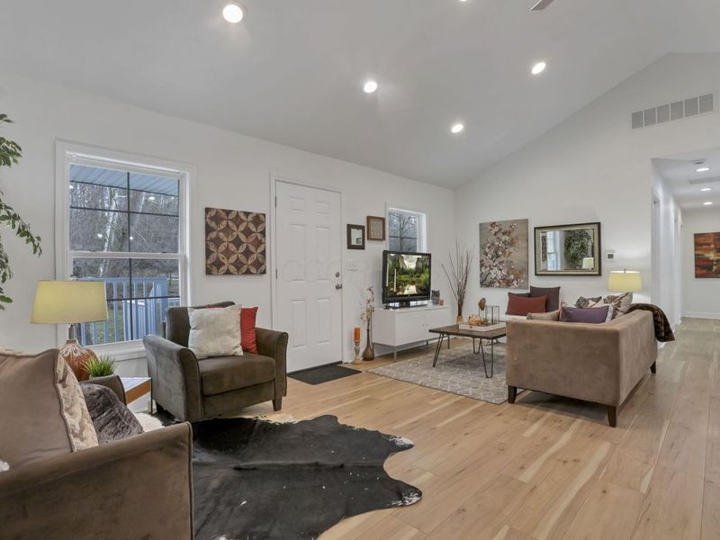 4075 Gun Barrel Road NE, Rushville, OH 43150 Photo 8