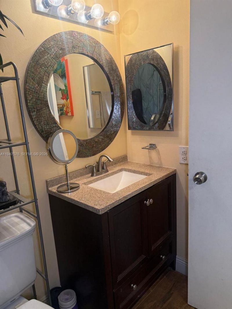 800 N Miami Ave, Unit E-609, Miami, FL 33136 Photo