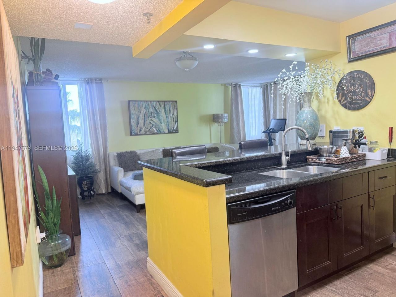 800 N Miami Ave, Unit E-609, Miami, FL 33136 Photo