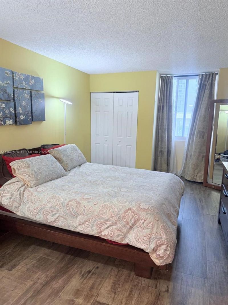 800 N Miami Ave, Unit E-609, Miami, FL 33136 Photo