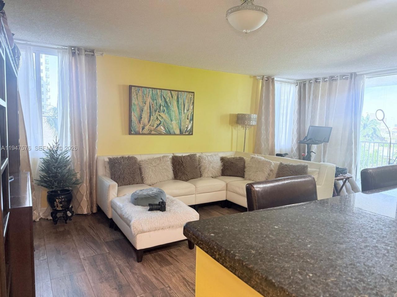 800 N Miami Ave, Unit E-609, Miami, FL 33136 Photo