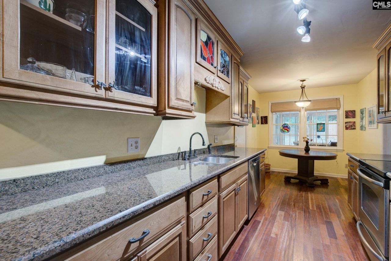 311 Duchess Trail  Photo 16