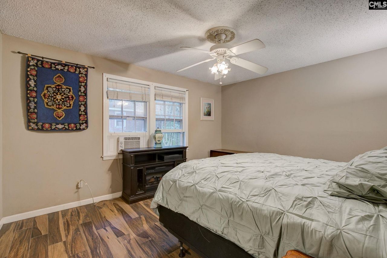 311 Duchess Trail  Photo 24