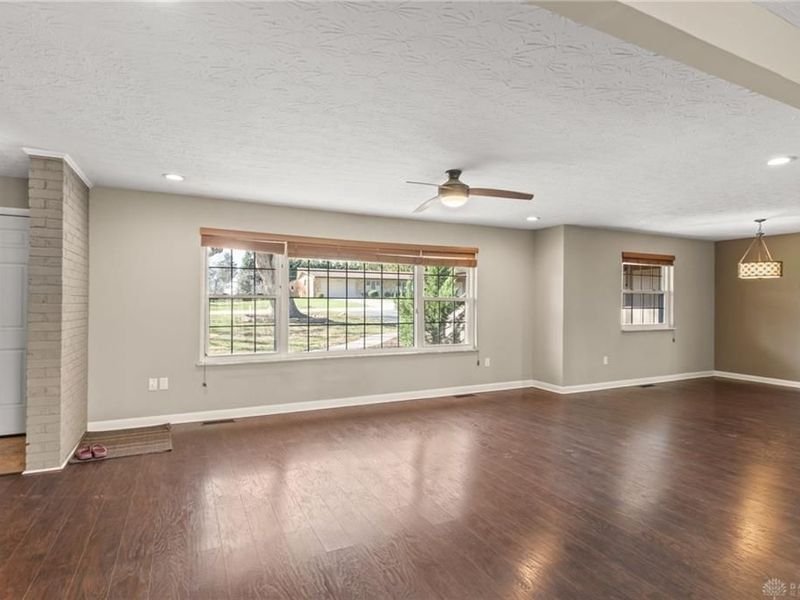 4096 Woodedge Drive, Bellbrook, OH 45305 Photo 10