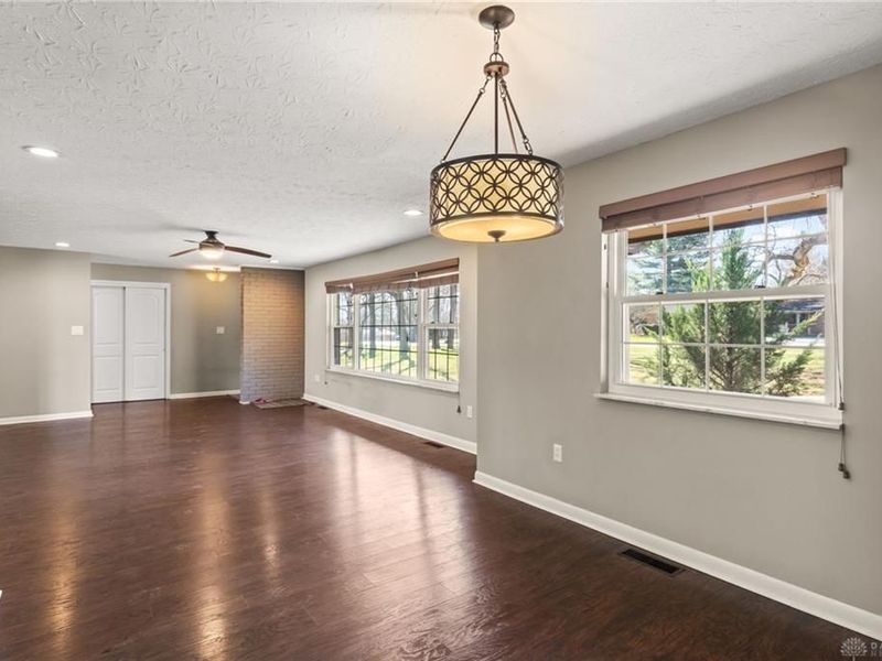 4096 Woodedge Drive, Bellbrook, OH 45305 Photo 18