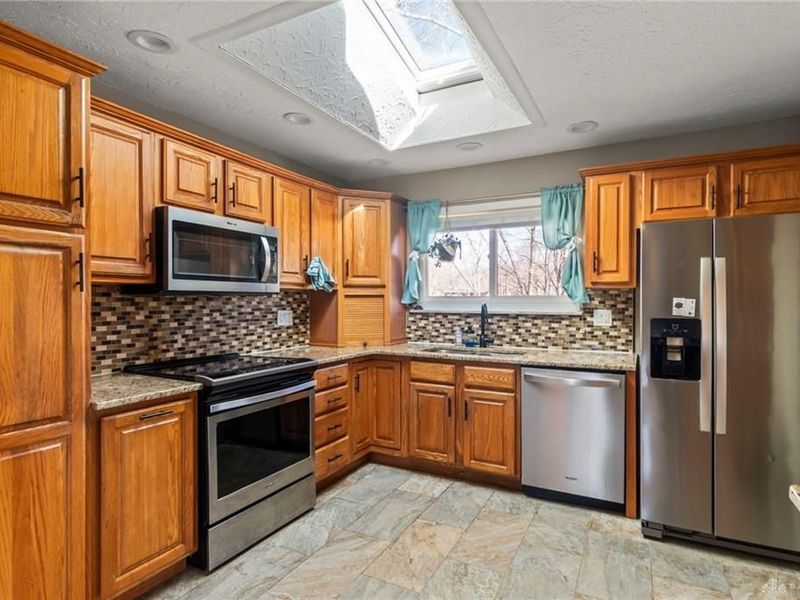 4096 Woodedge Drive, Bellbrook, OH 45305 Photo 22