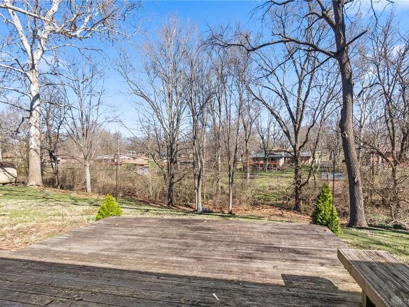 4096 Woodedge Drive, Bellbrook, OH 45305 Photo 46