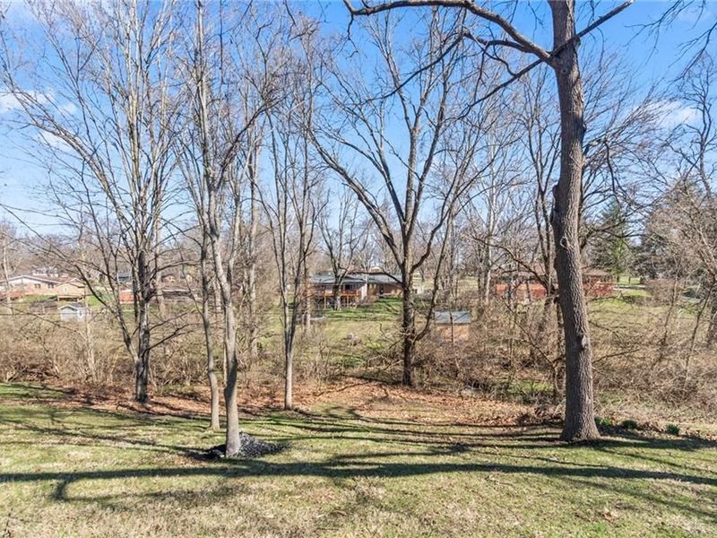 4096 Woodedge Drive, Bellbrook, OH 45305 Photo 49