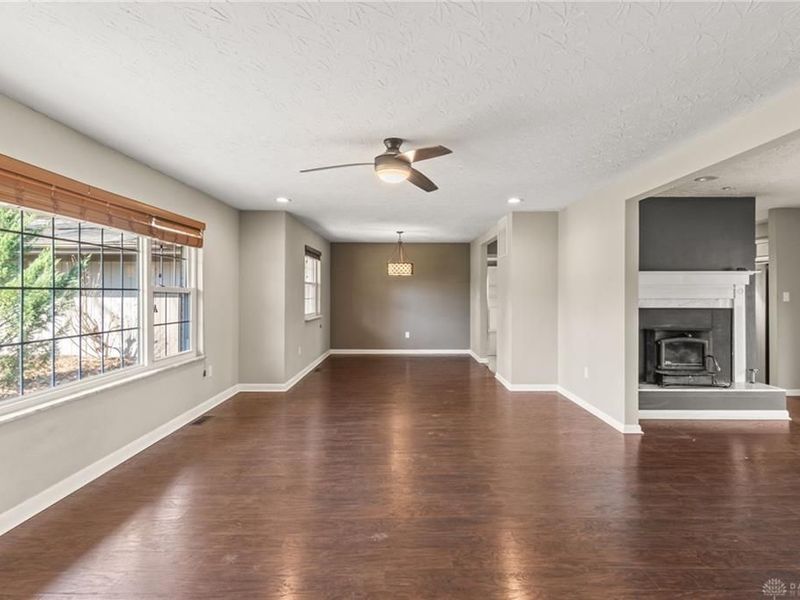 4096 Woodedge Drive, Bellbrook, OH 45305 Photo 7