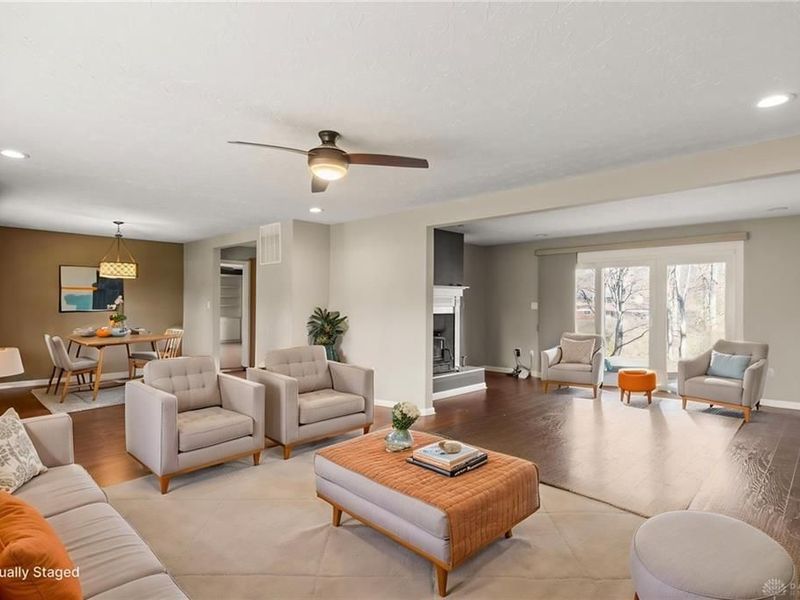 4096 Woodedge Drive, Bellbrook, OH 45305 Photo 9