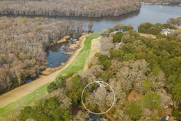 1808 Laurel Trail photo 4