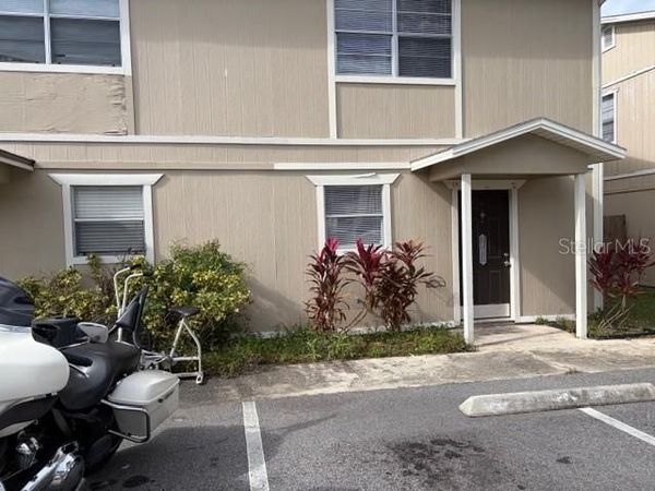 140 DOUGLAS ROAD W, Unit D, OLDSMAR, FL 34677