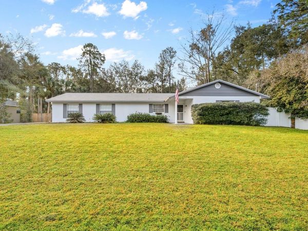 1002 PINE TREE DRIVE, EUSTIS, FL 32726