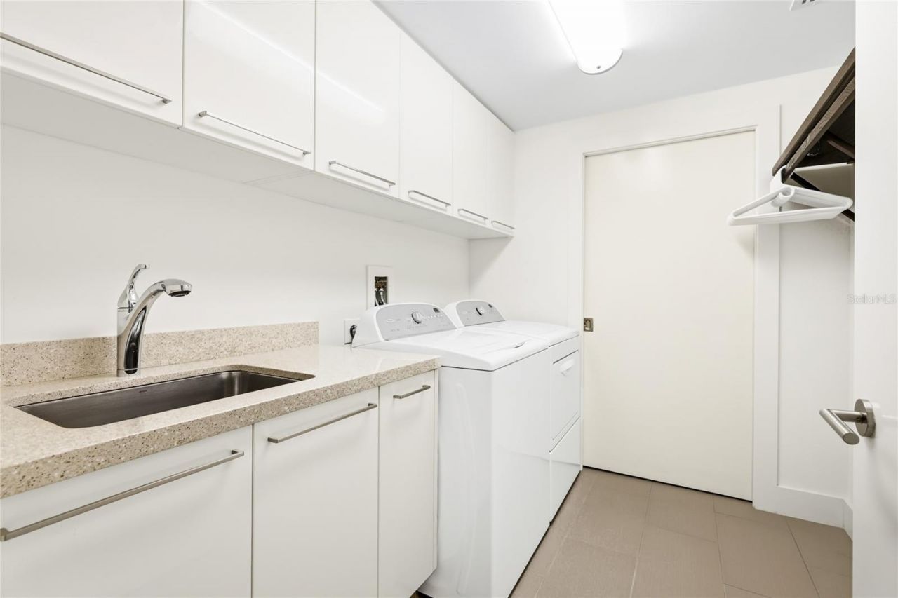 455 Longboat Club Road, Unit 408, Longboat Key, FL 34228 Photo