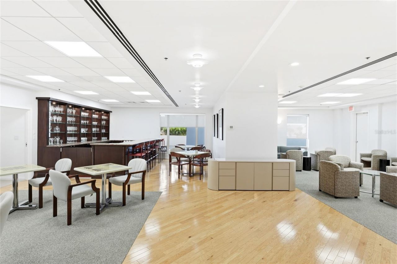 455 Longboat Club Road, Unit 408, Longboat Key, FL 34228 Photo