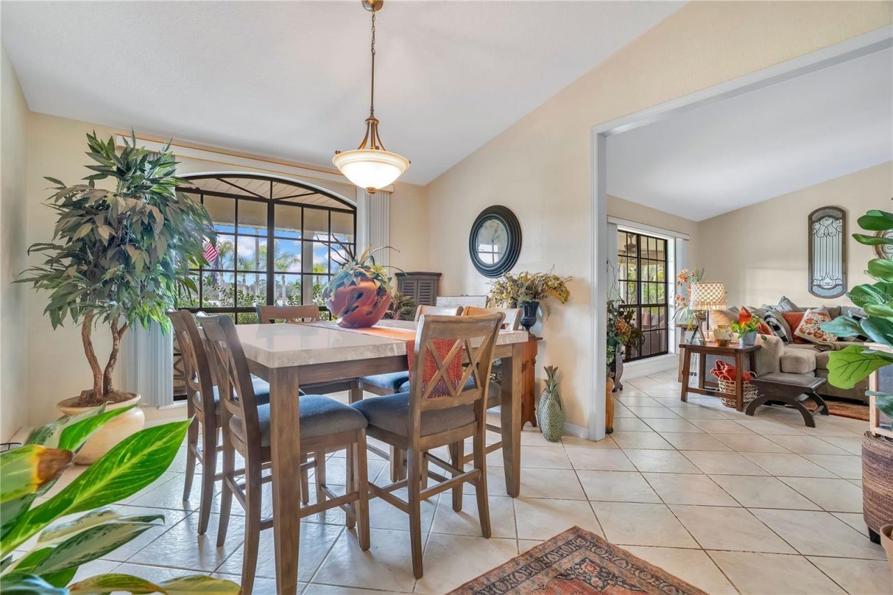 2067 Lake Juanita Road, Seville, FL 32190 Photo