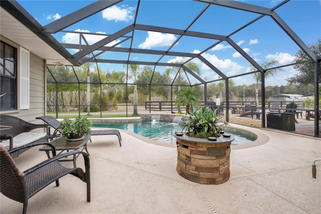 2067 Lake Juanita Road, Seville, FL 32190 Photo