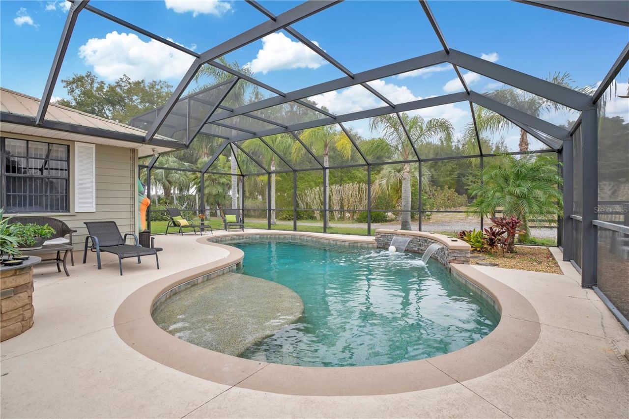 2067 Lake Juanita Road, Seville, FL 32190 Photo