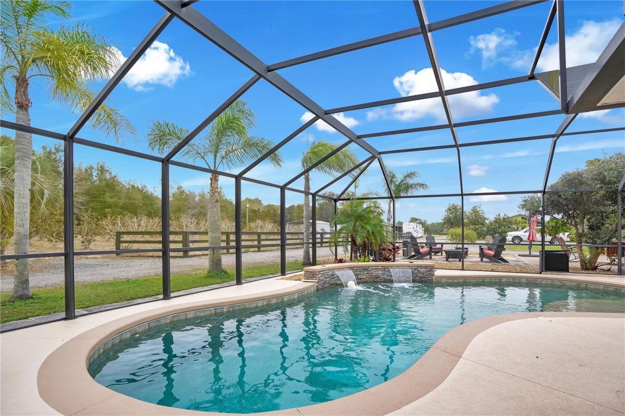 2067 Lake Juanita Road, Seville, FL 32190 Photo