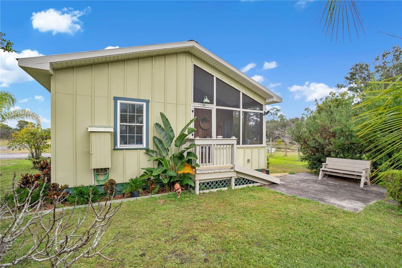 2067 Lake Juanita Road, Seville, FL 32190 Photo