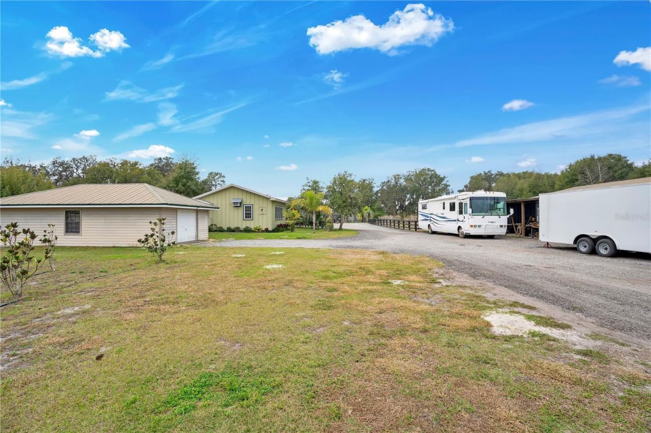 2067 Lake Juanita Road, Seville, FL 32190 Photo