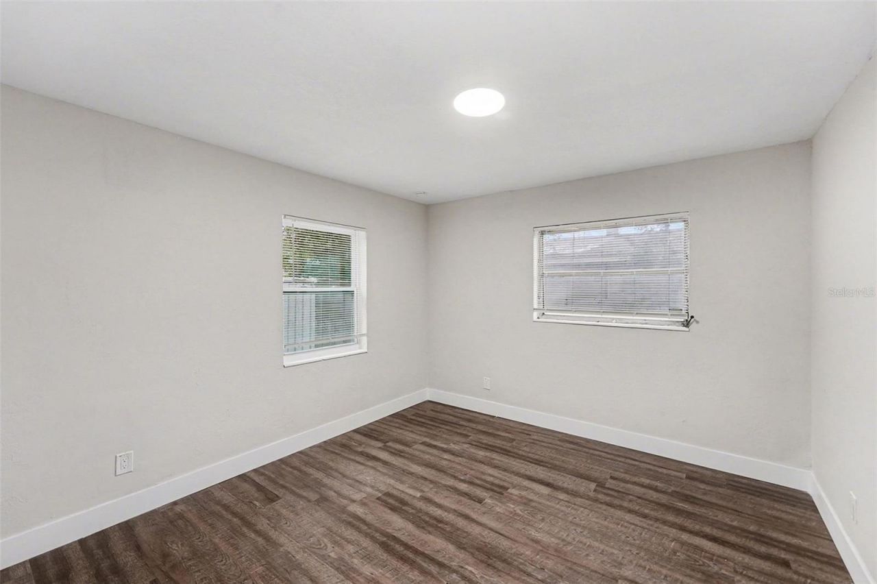 2560 Queensboro Avenue S, Saint Petersburg, FL 33712 Photo