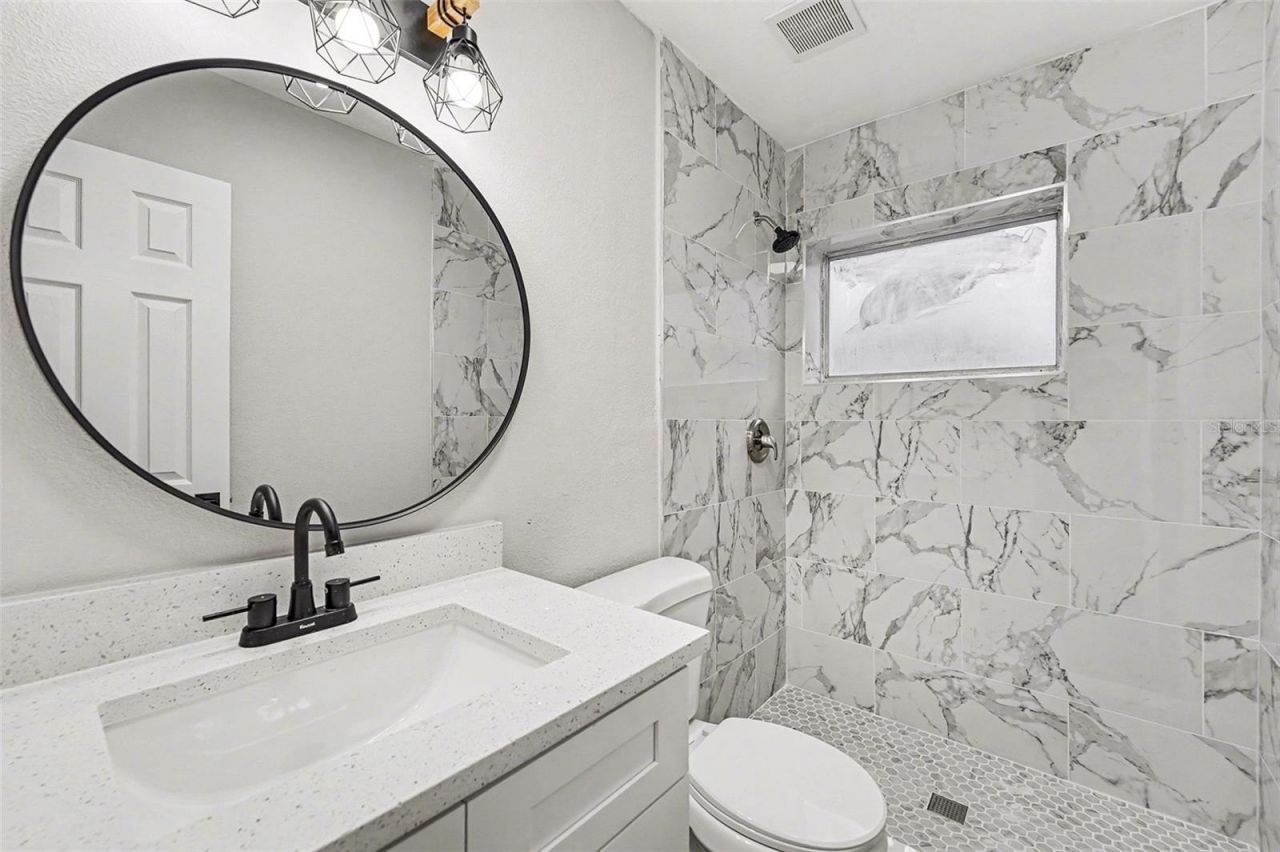 2560 Queensboro Avenue S, Saint Petersburg, FL 33712 Photo