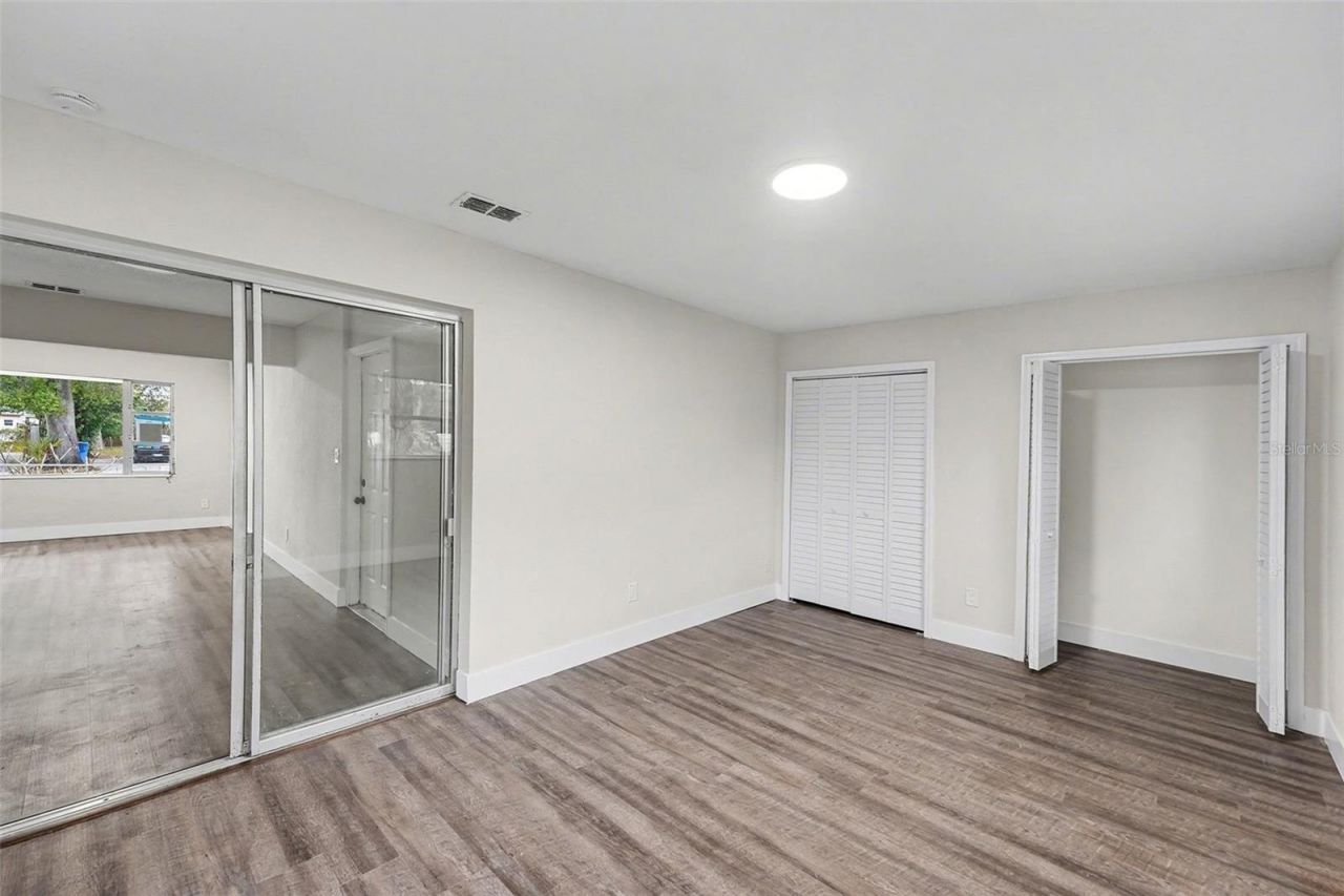 2560 Queensboro Avenue S, Saint Petersburg, FL 33712 Photo