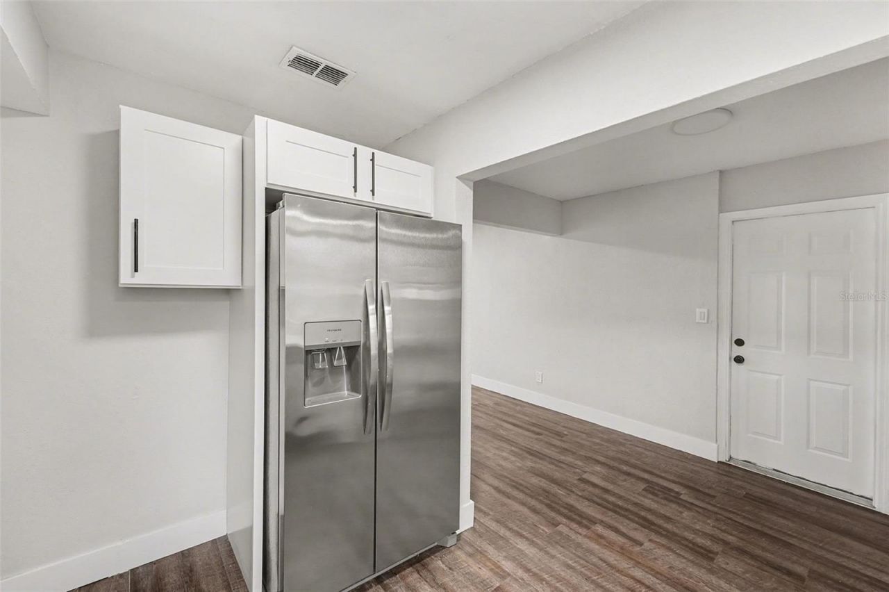 2560 Queensboro Avenue S, Saint Petersburg, FL 33712 Photo