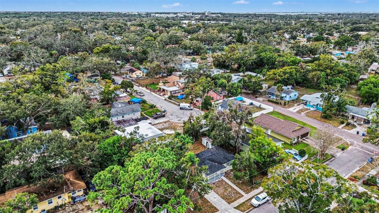 2560 Queensboro Avenue S, Saint Petersburg, FL 33712 Photo