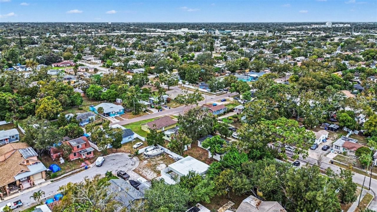 2560 Queensboro Avenue S, Saint Petersburg, FL 33712 Photo