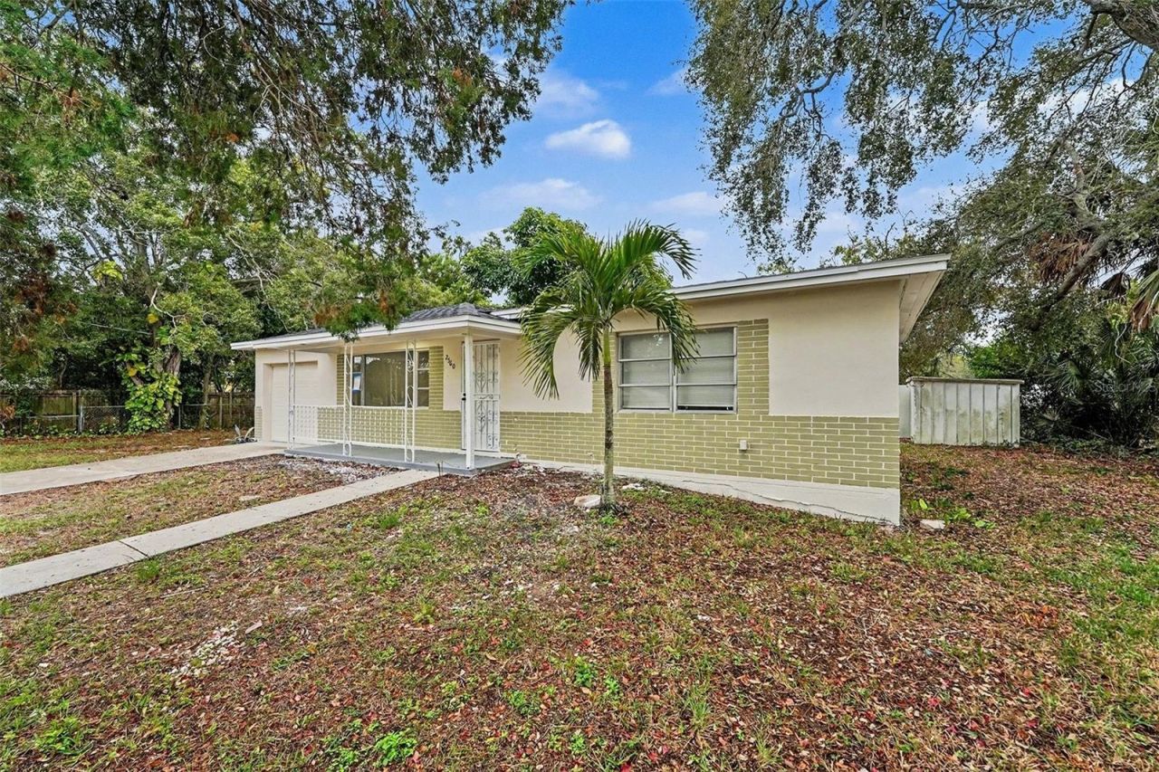 2560 Queensboro Avenue S, Saint Petersburg, FL 33712 Photo