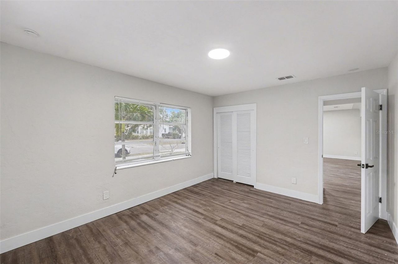 2560 Queensboro Avenue S, Saint Petersburg, FL 33712 Photo