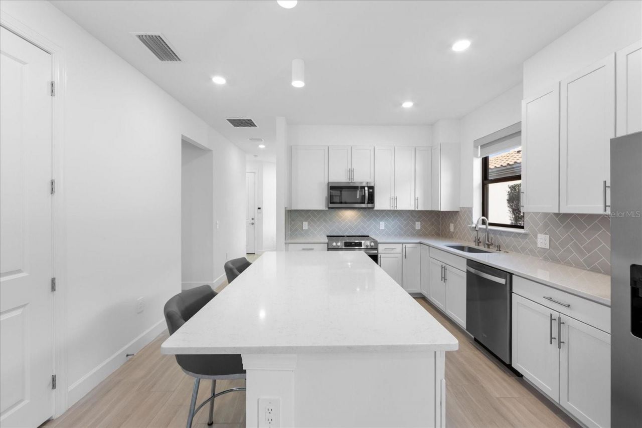 6713 Alstead Circle, Lakewood Ranch, FL 34202 Photo