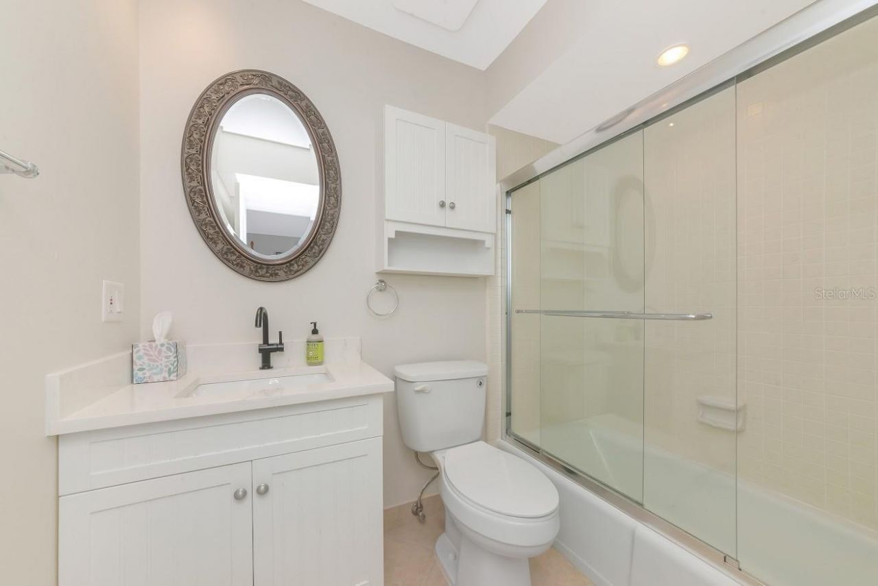 800 S Blvd Of The Presidents, Unit 16, Sarasota, FL 34236 Photo