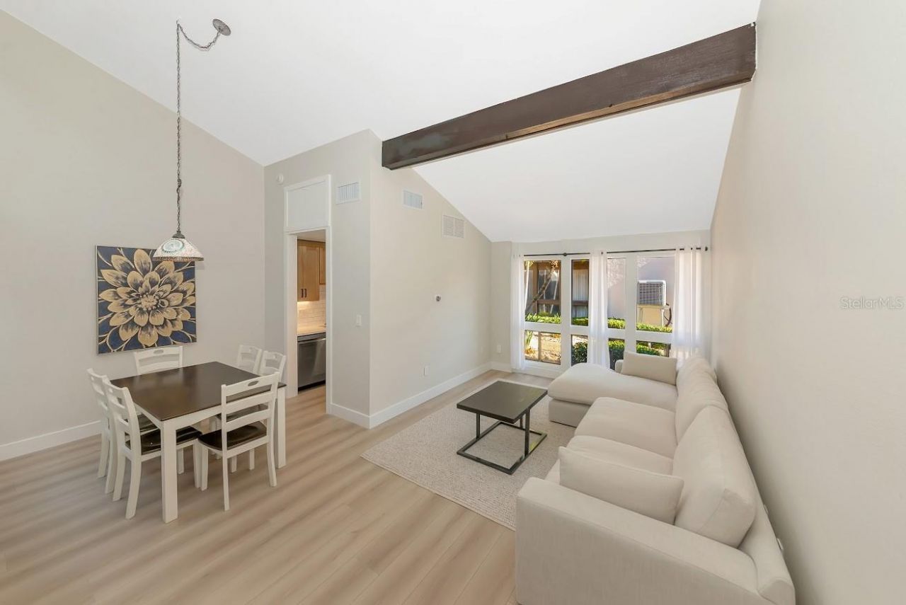 800 S Blvd Of The Presidents, Unit 16, Sarasota, FL 34236 Photo