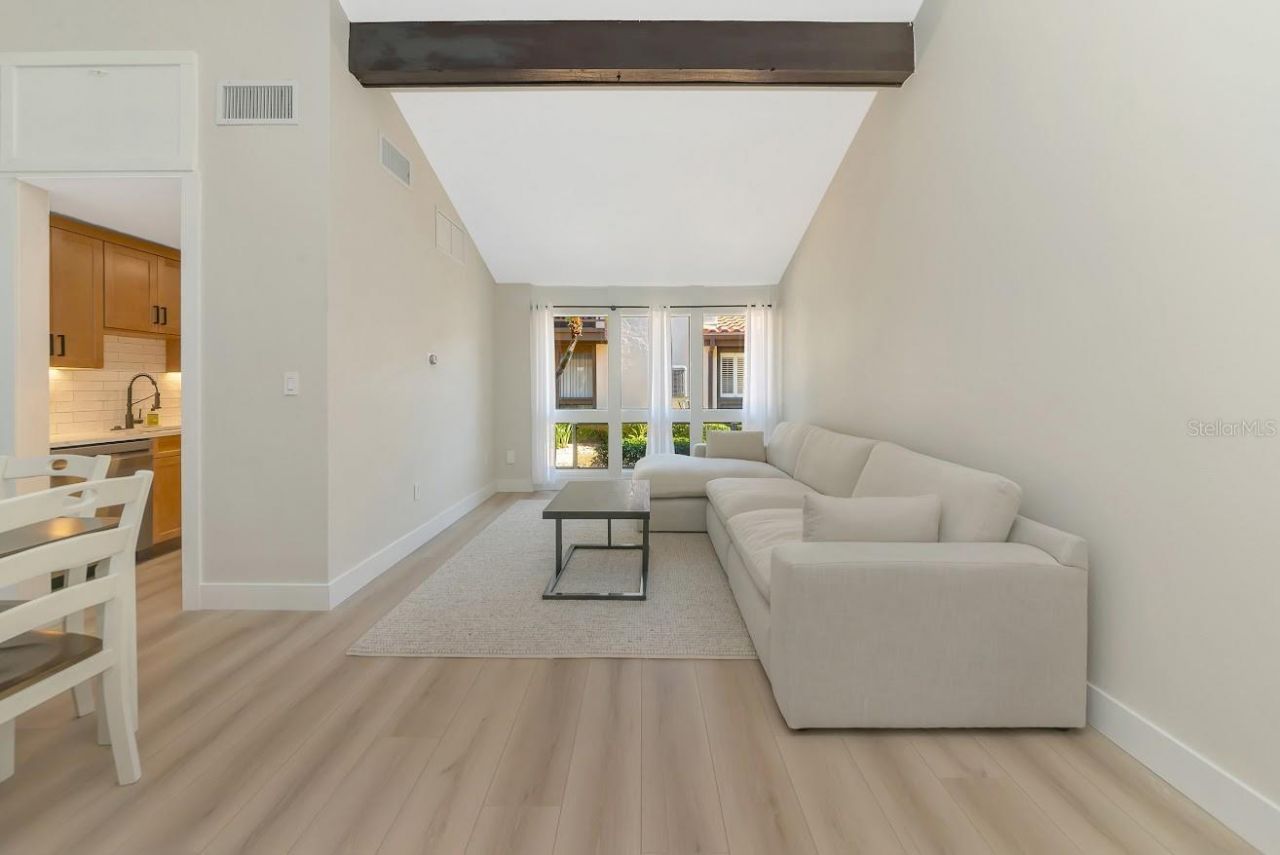 800 S Blvd Of The Presidents, Unit 16, Sarasota, FL 34236 Photo