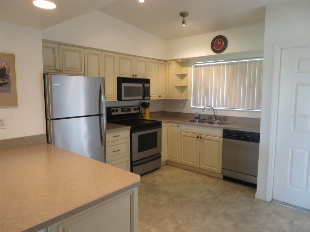 1360 Rio De Janeiro Avenue, Unit 117, Punta Gorda, FL 33983 Photo