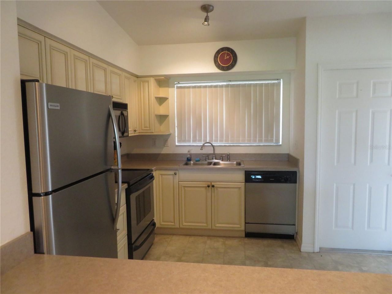 1360 Rio De Janeiro Avenue, Unit 117, Punta Gorda, FL 33983 Photo