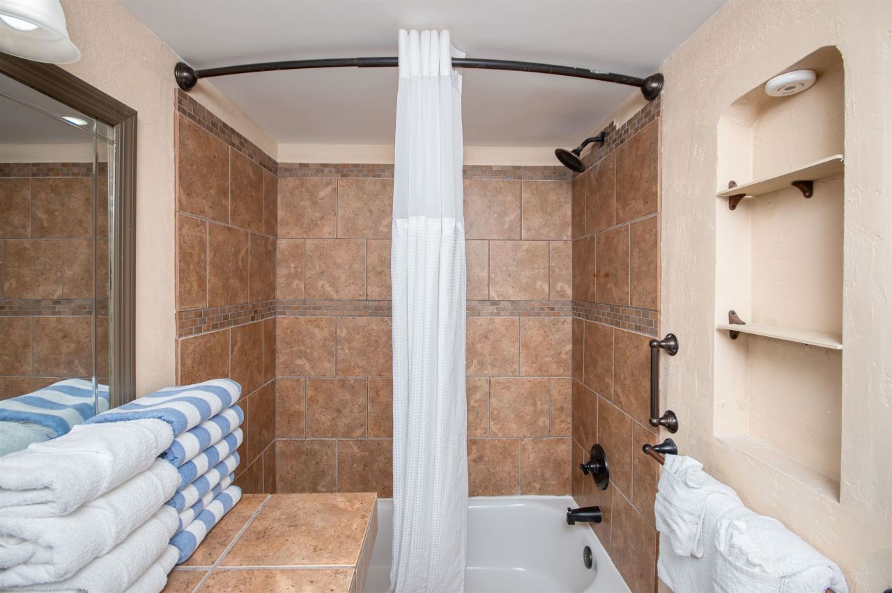 2310 N Ocean Blvd. Photo 18