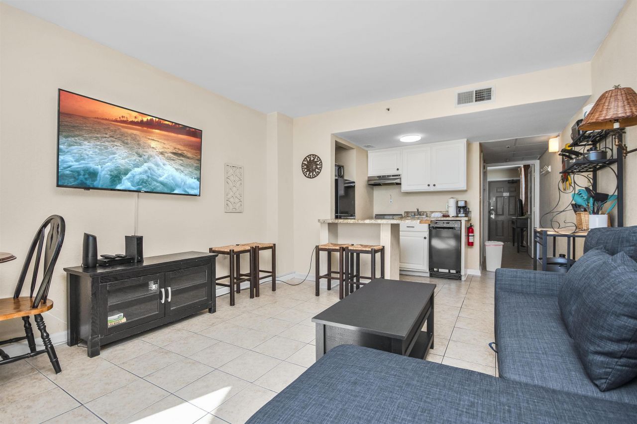 2310 N Ocean Blvd. Photo 7