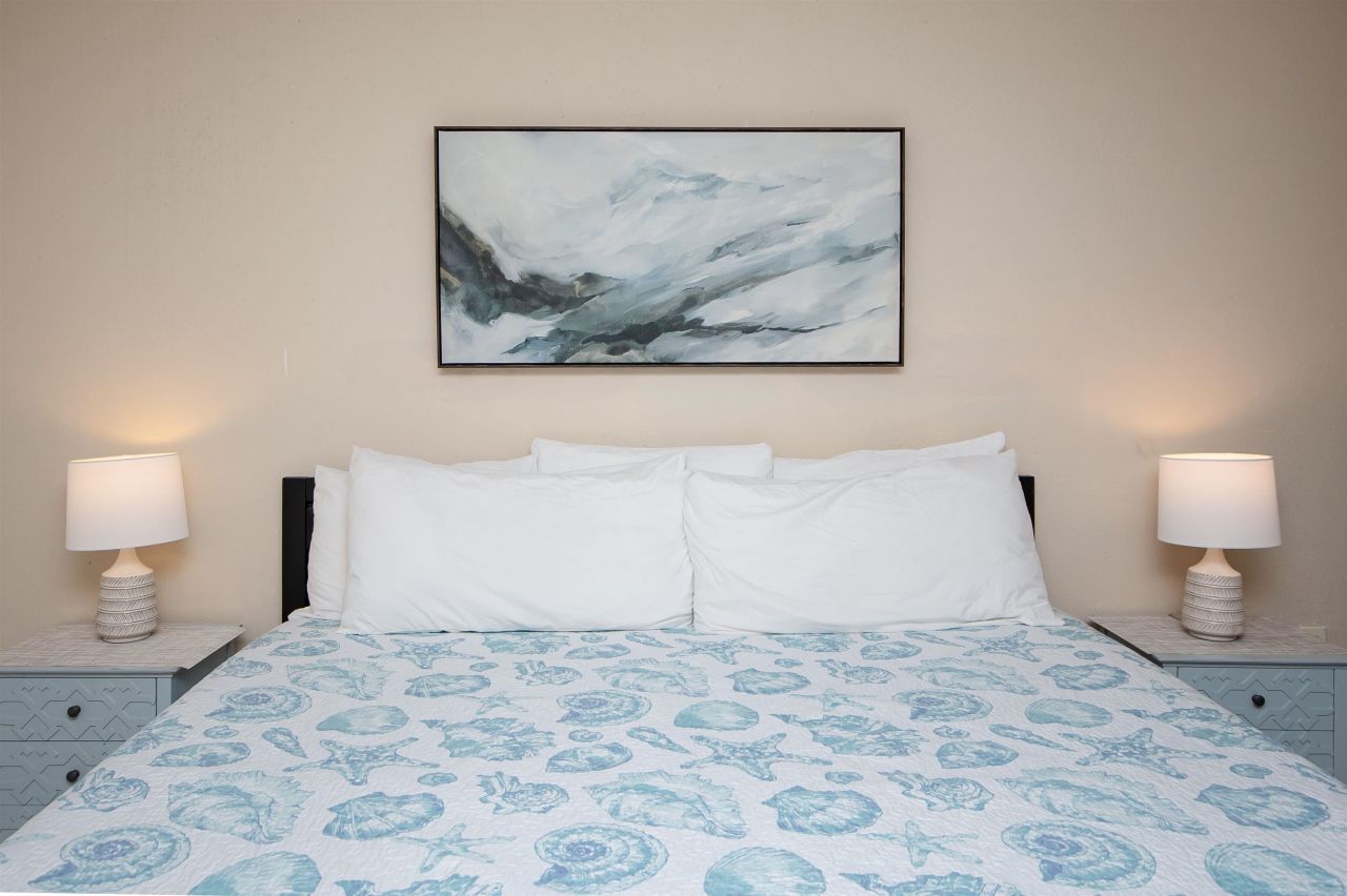 2310 N Ocean Blvd. Photo 16