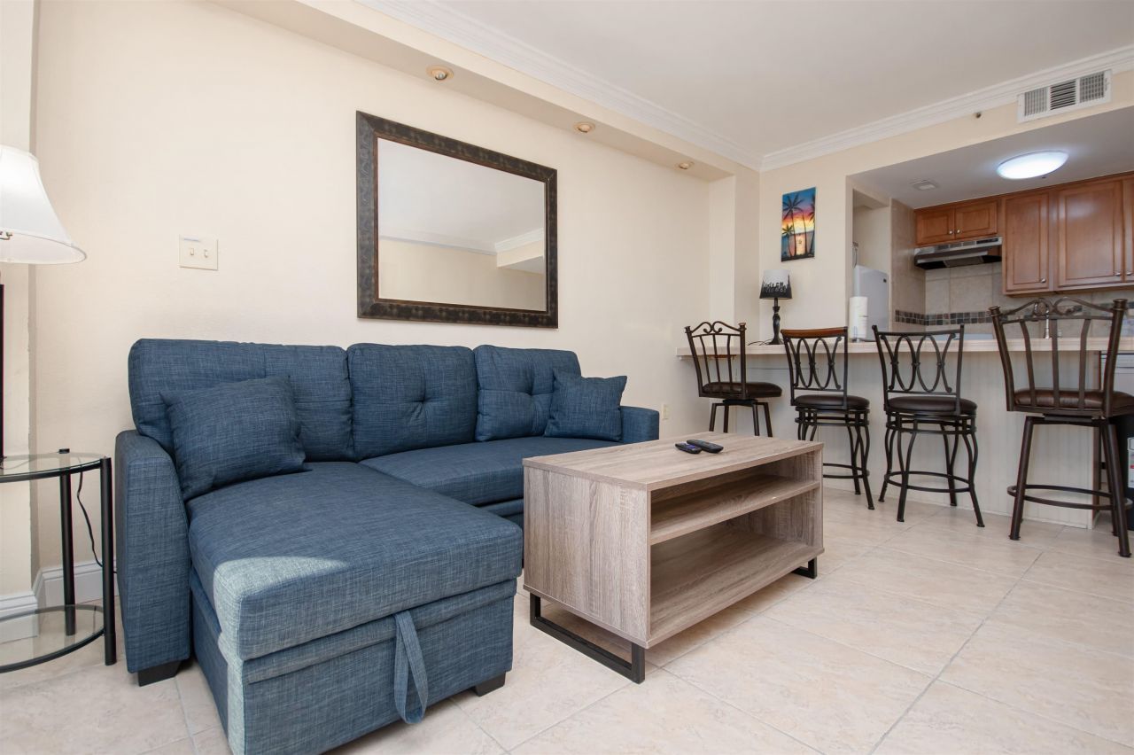 2310 N Ocean Blvd. Photo 7