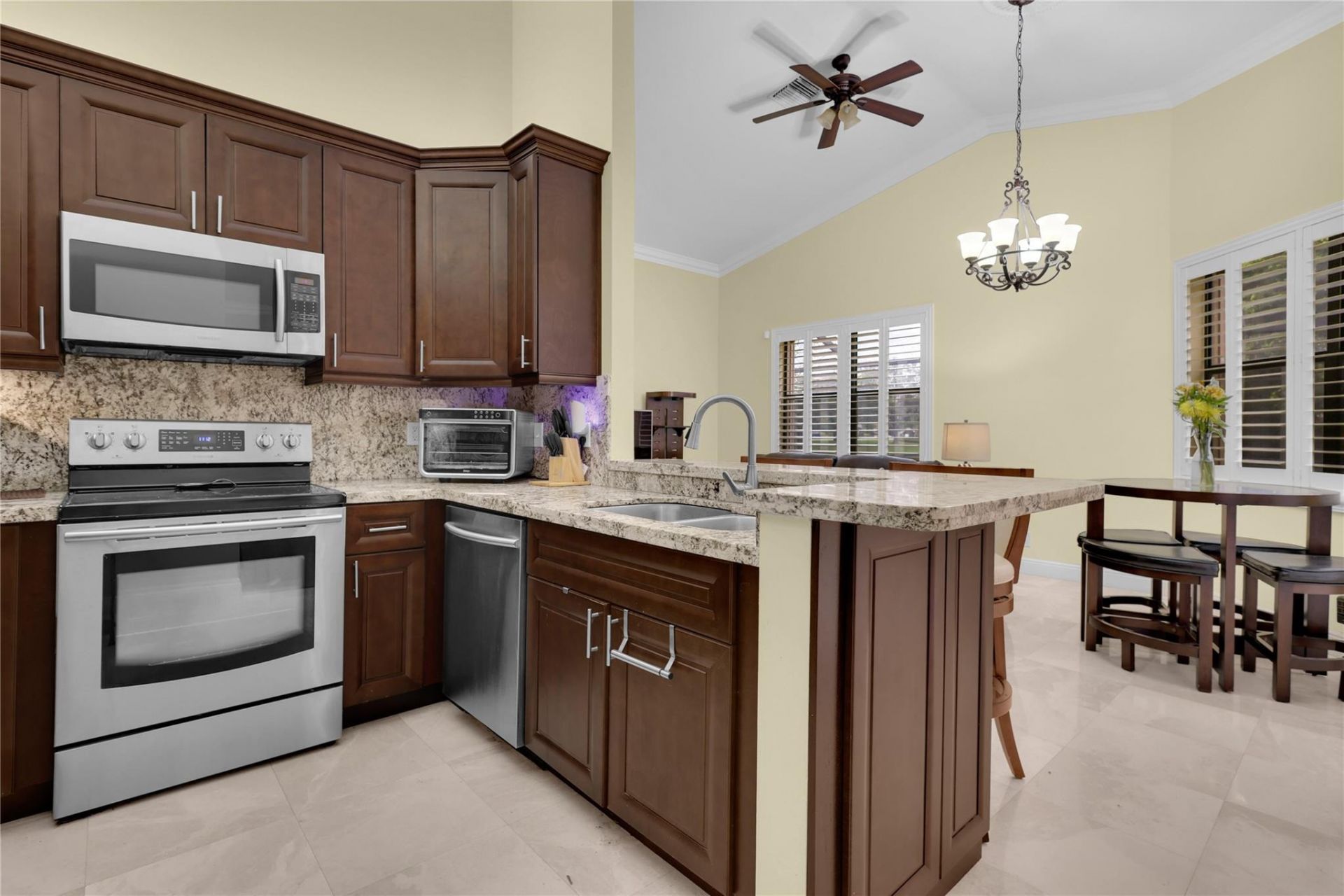 10481 NW 17th Street, Plantation, FL 33322 Photo