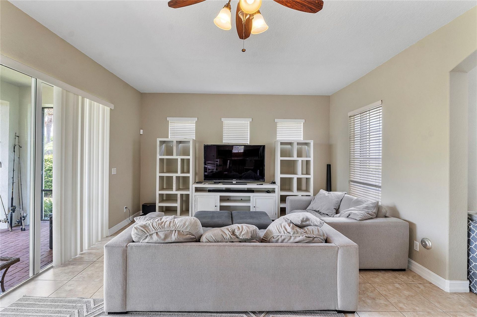 8244 NW 107th Terrace, Parkland, FL 33076 Photo